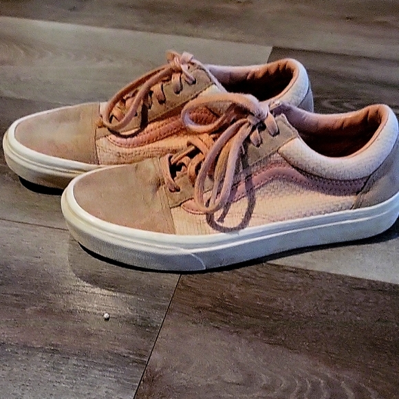 Pink Vans - Picture 2 of 4